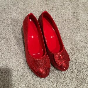 DOROTHY INSPIRED RUBY RED SLIPPERS/SHOES